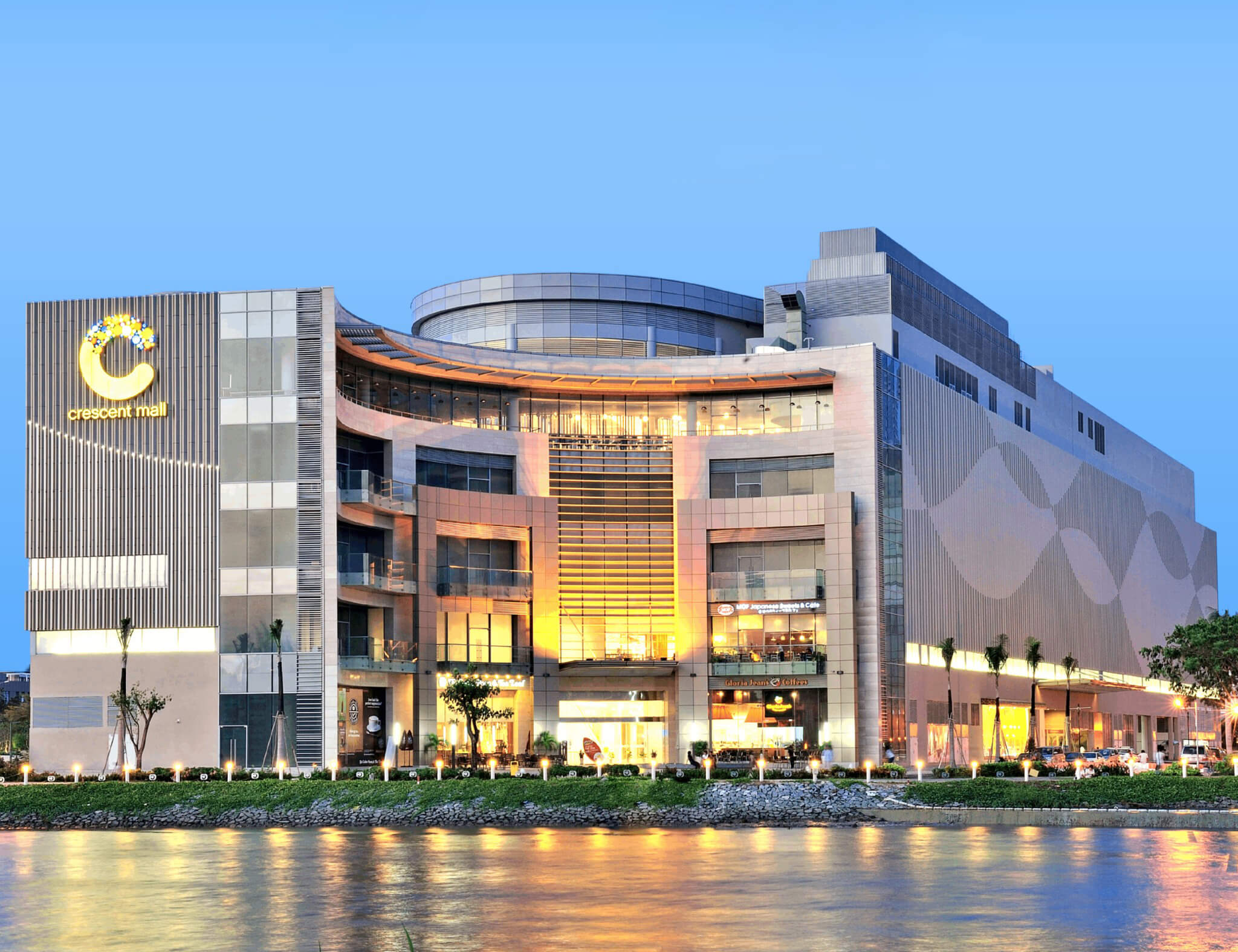 Crescent Mall