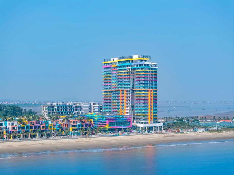 Ibiza Party Resort Hải Tiến Thanh Hóa