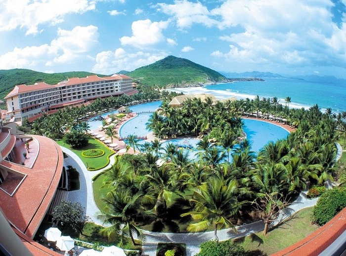 Diamond Bay Condotel Resort